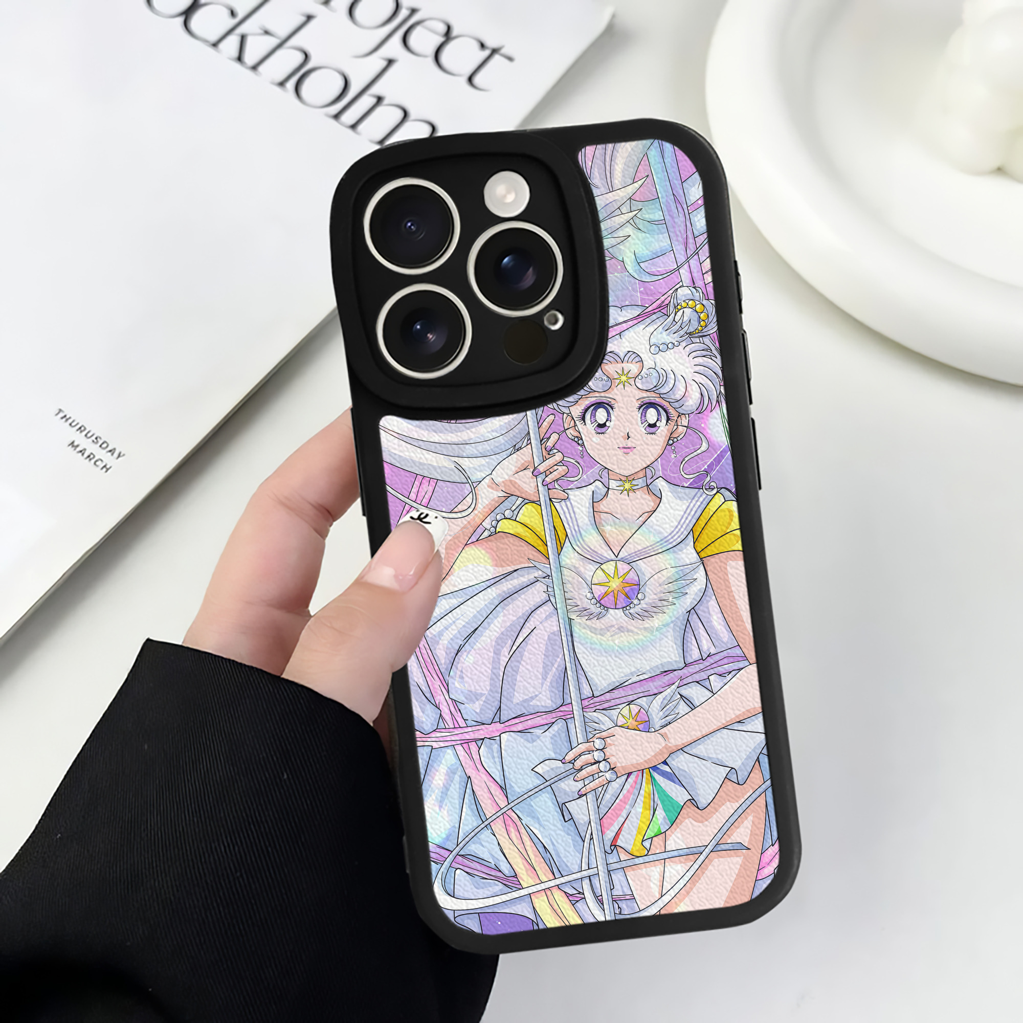 （画像用） 美少女戦士セーラームーン Sailor Moon 【iPhone 16シリーズ対応】シリコンスマホケース（レザー調） 材質：シリコン